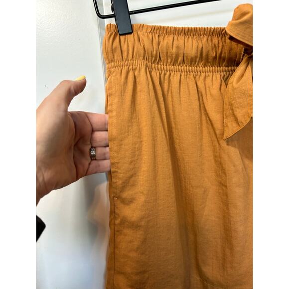 Evereve Women's Shane Tie Waist Flat Front Pull-On Shorts Vacation Burnt Gold S - Picture 4 of 9